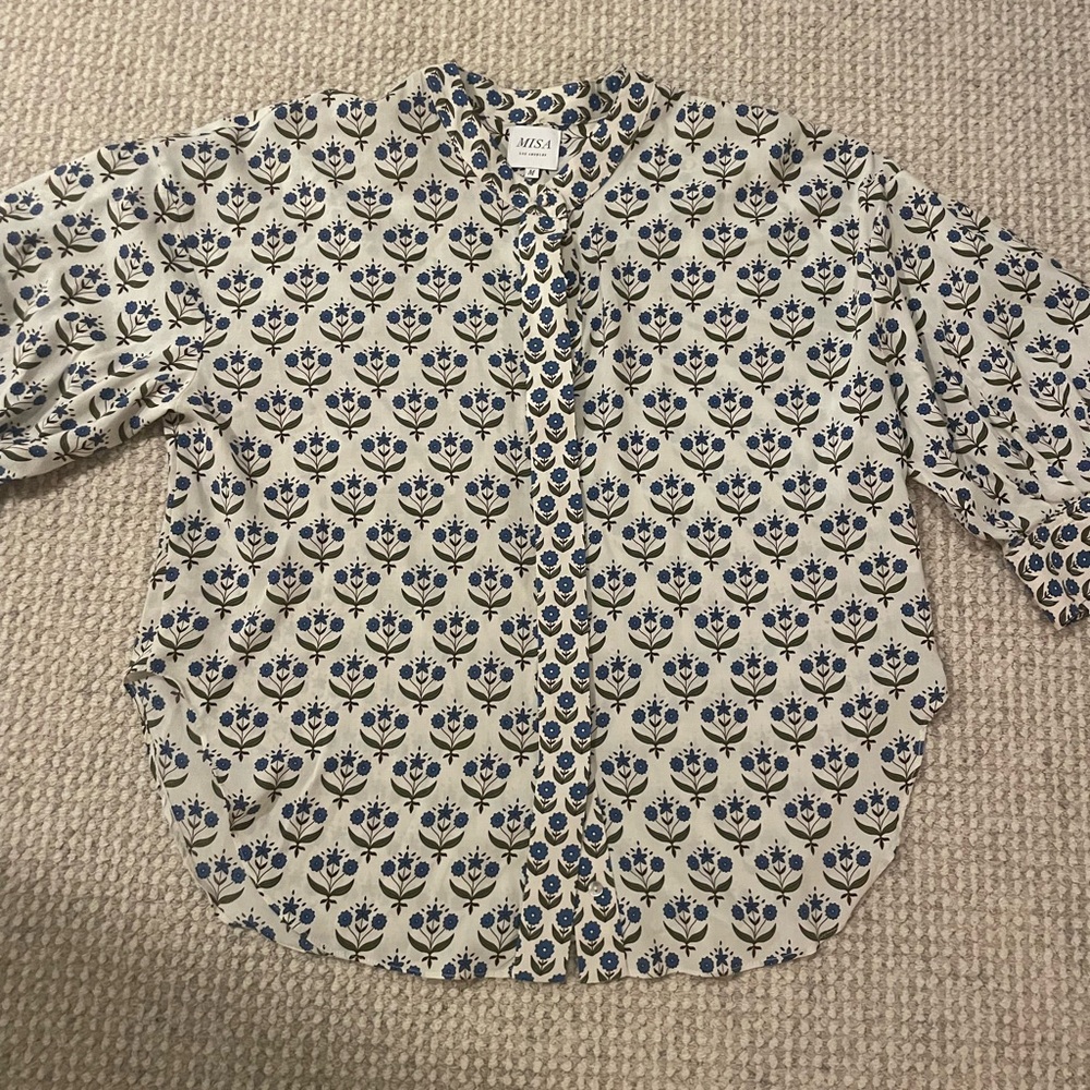 Blue and White Patterned Women’s Shirt